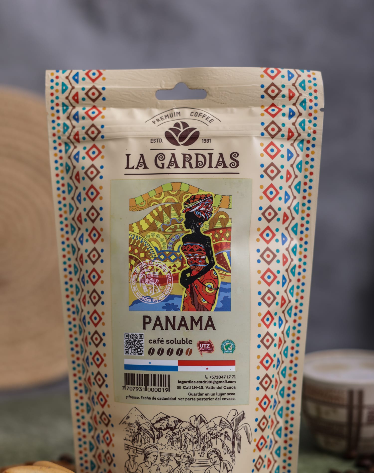 Упаковка растворимого кофе LA GARDIAS Panama